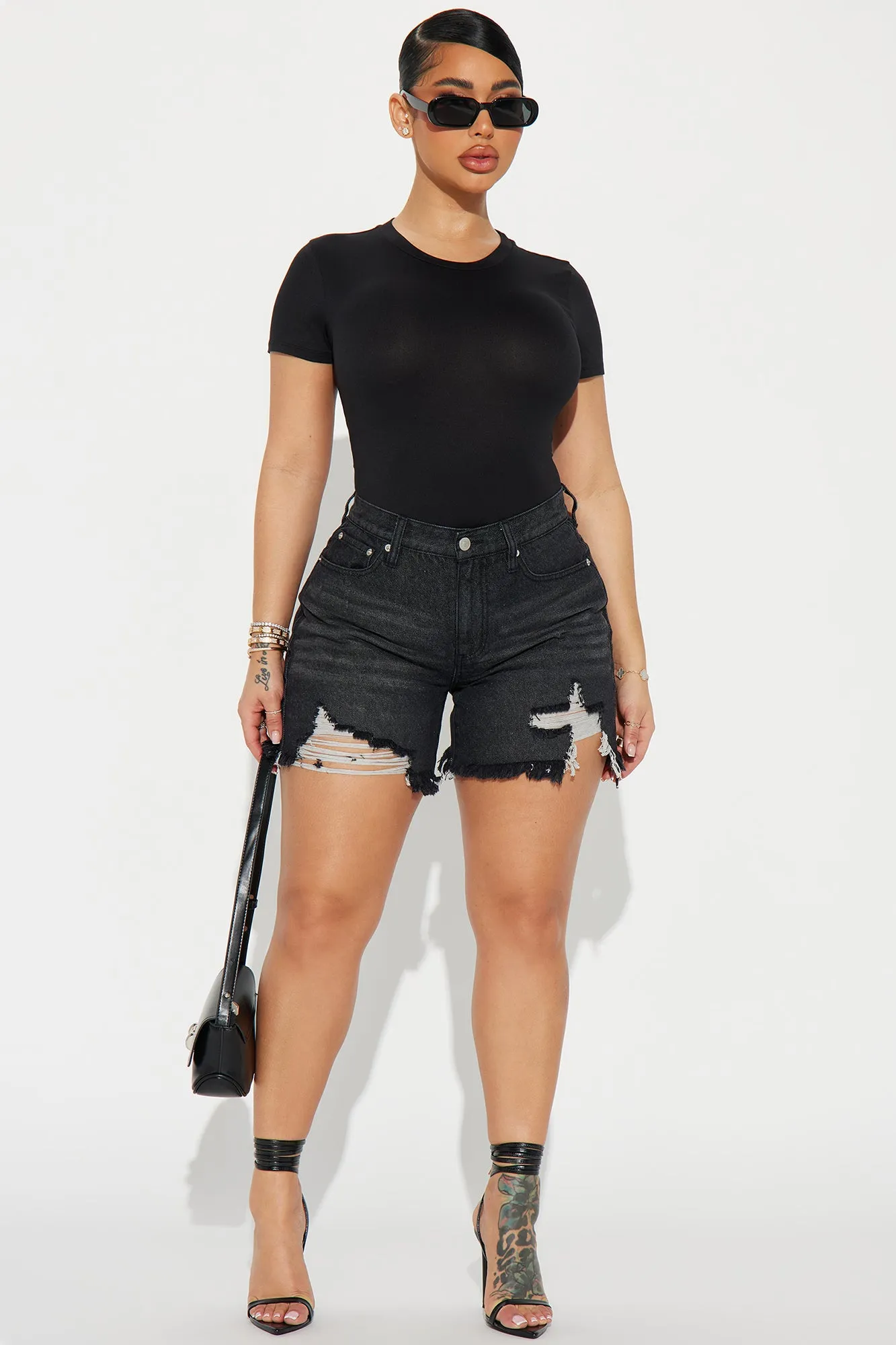 Aria Crew Neck Tee - Black