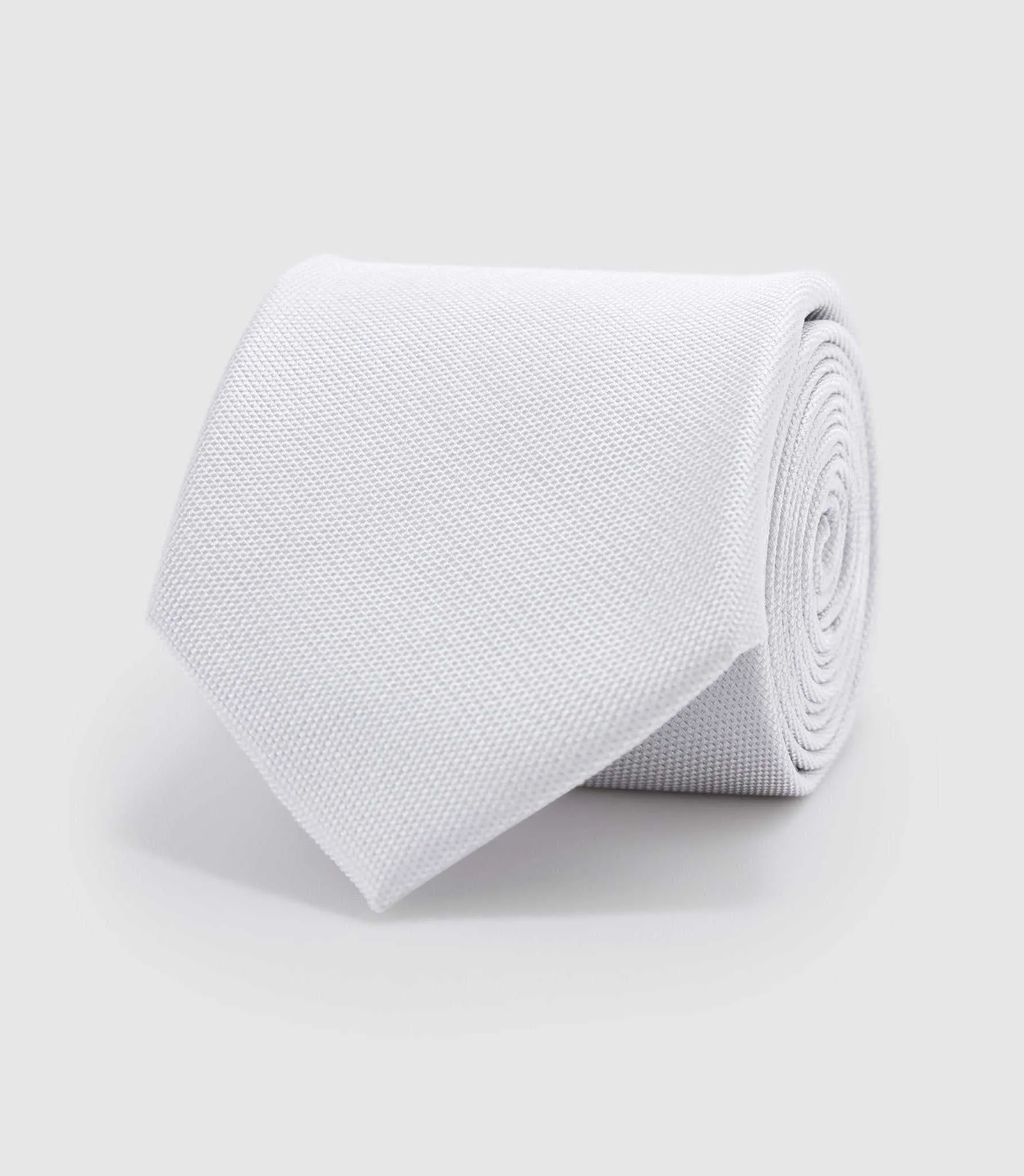 Cravate en tissu texturé gris clair